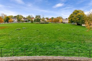 Photo 33- click for photo gallery